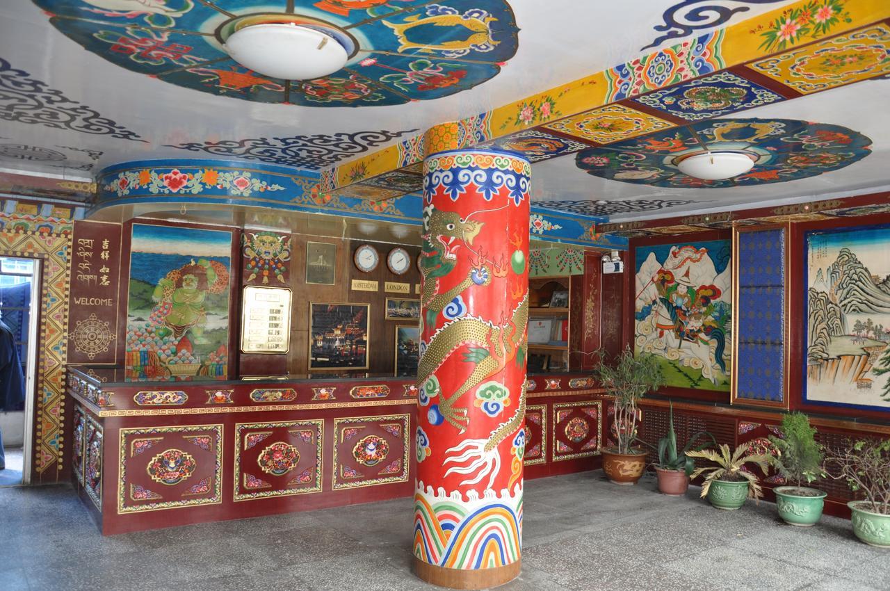שיאחה Overseas Tibetan Hotel מראה חיצוני תמונה