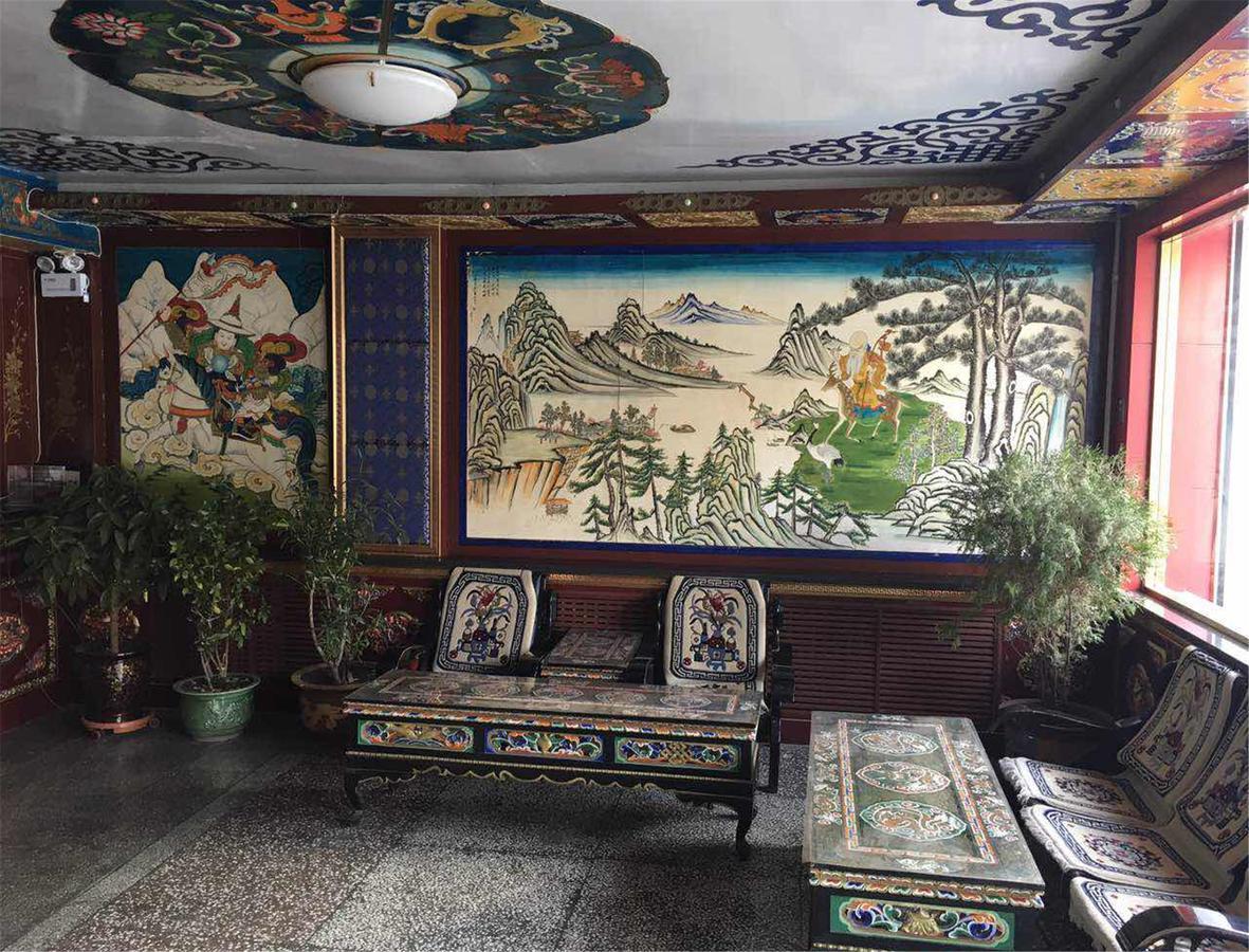 שיאחה Overseas Tibetan Hotel מראה חיצוני תמונה