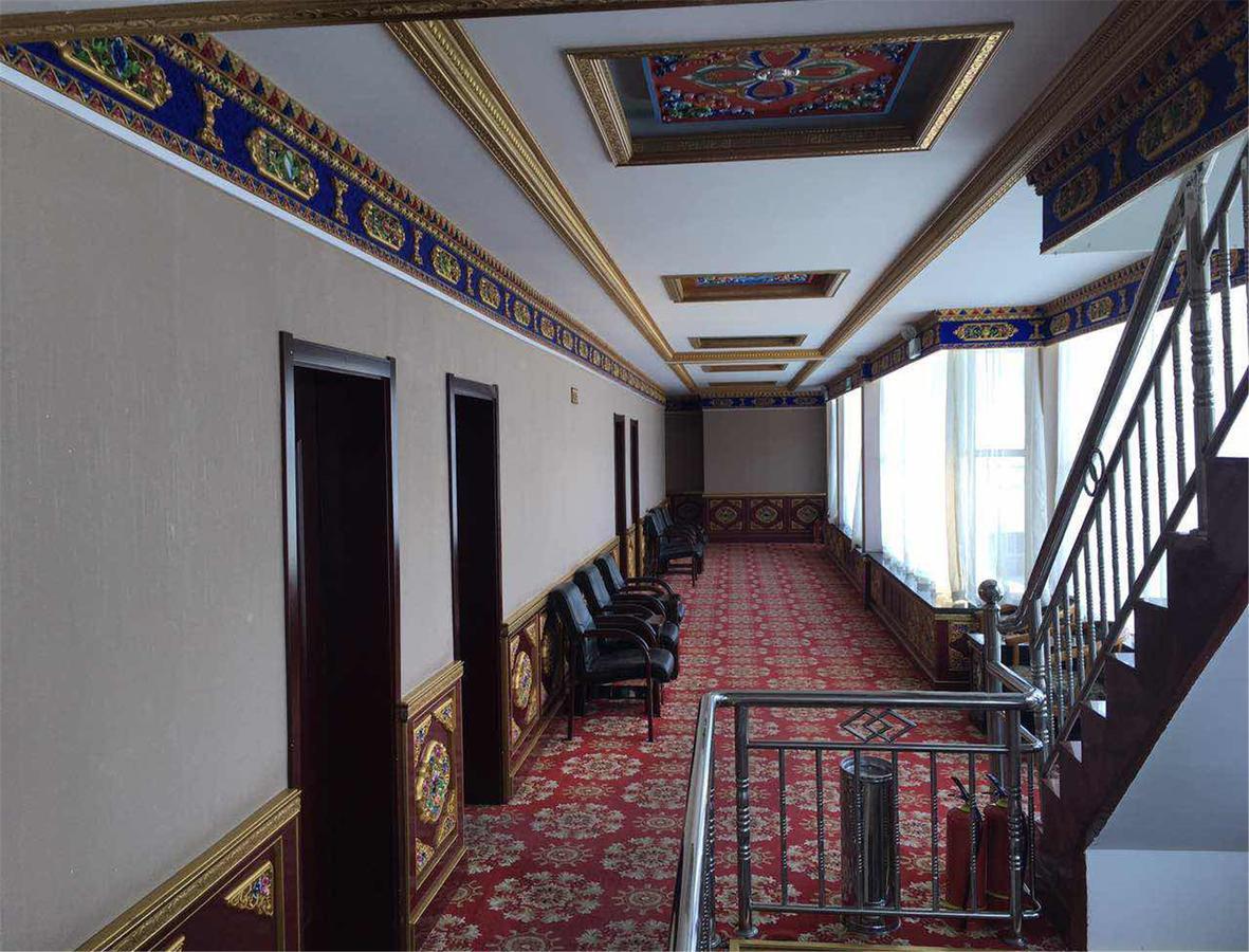 שיאחה Overseas Tibetan Hotel מראה חיצוני תמונה