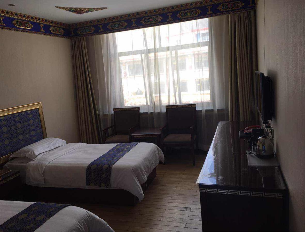 שיאחה Overseas Tibetan Hotel מראה חיצוני תמונה